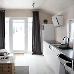 Проживание в семье Azalia 32 L