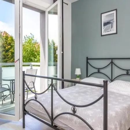 Azalia 32 L Mielno (Koszalin)