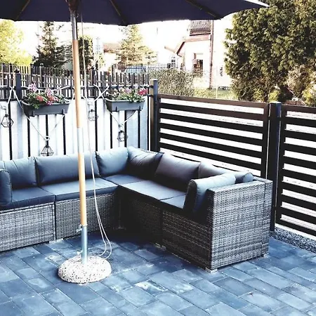 Azalia 32 L Quarto em Acomodações Particulares