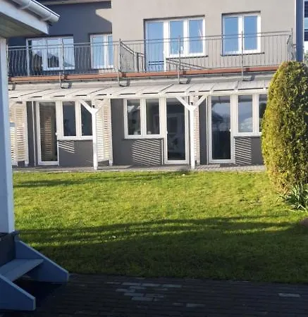 Azalia 32 L Quarto em Acomodações Particulares