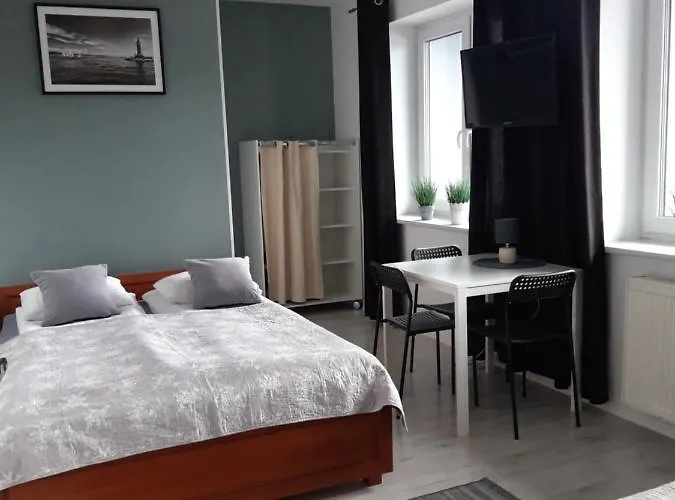 Pansiyon Azalia 32 L Mielno (Koszalin)