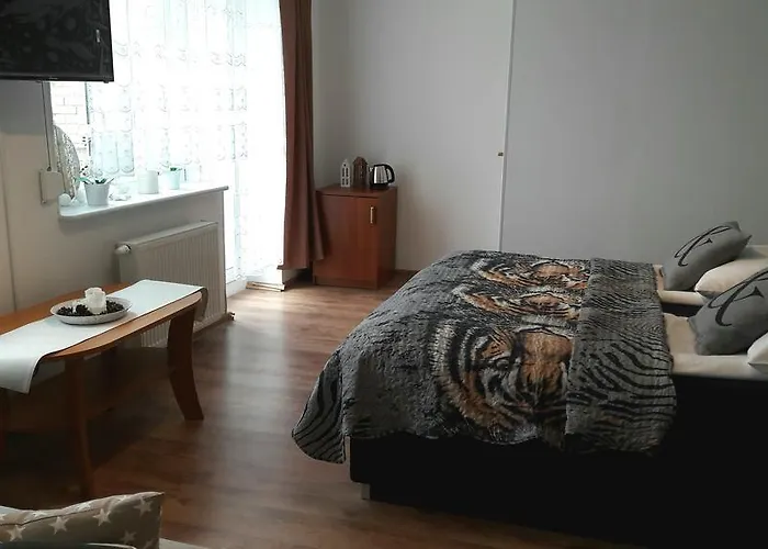 Azalia 32 L Pansiyon